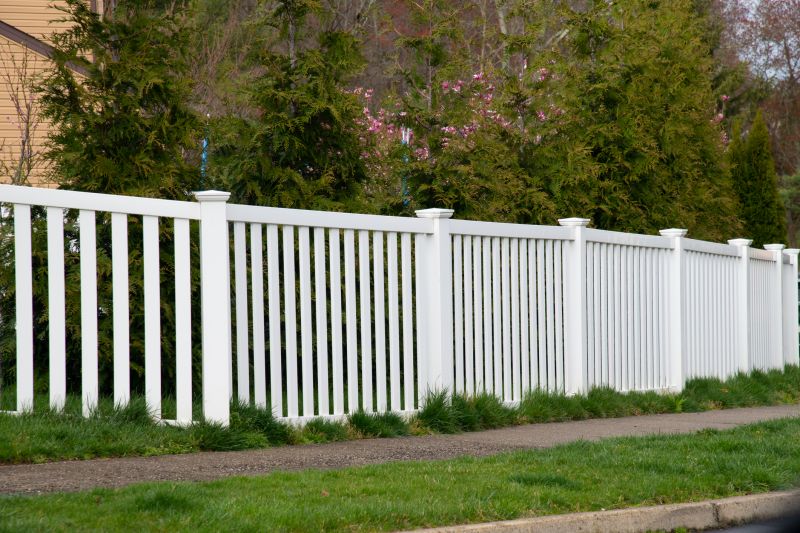Vinyl Fence Installation Service