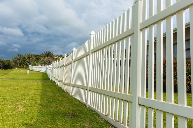 Winter Challenges in Vinyl Fence Installation