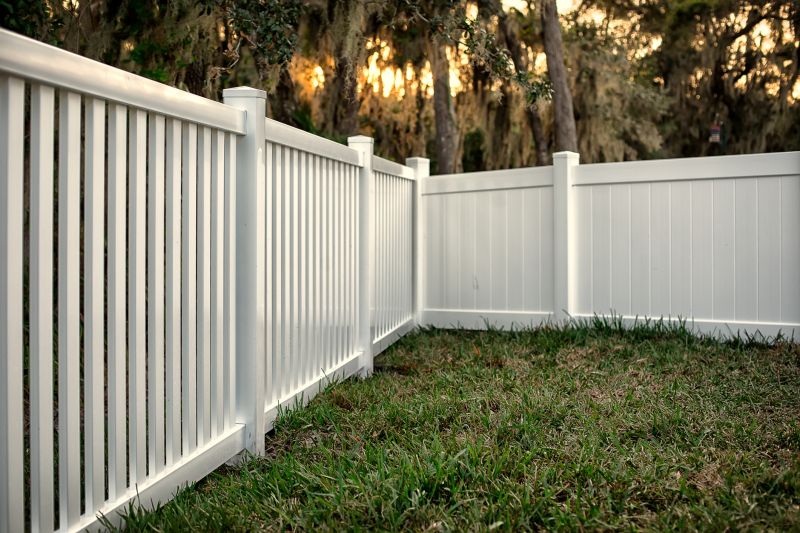 Licensed Fencing Contractors
